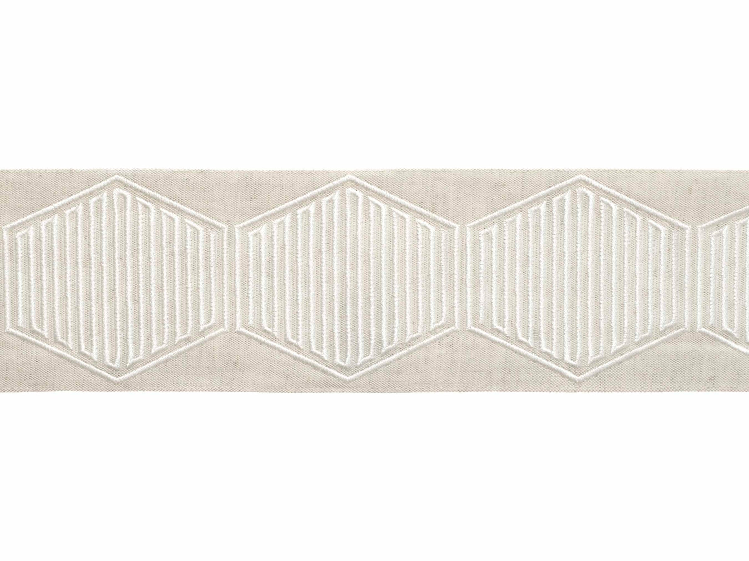 Trim by the yard Wonderland - 16099 Tape Linen