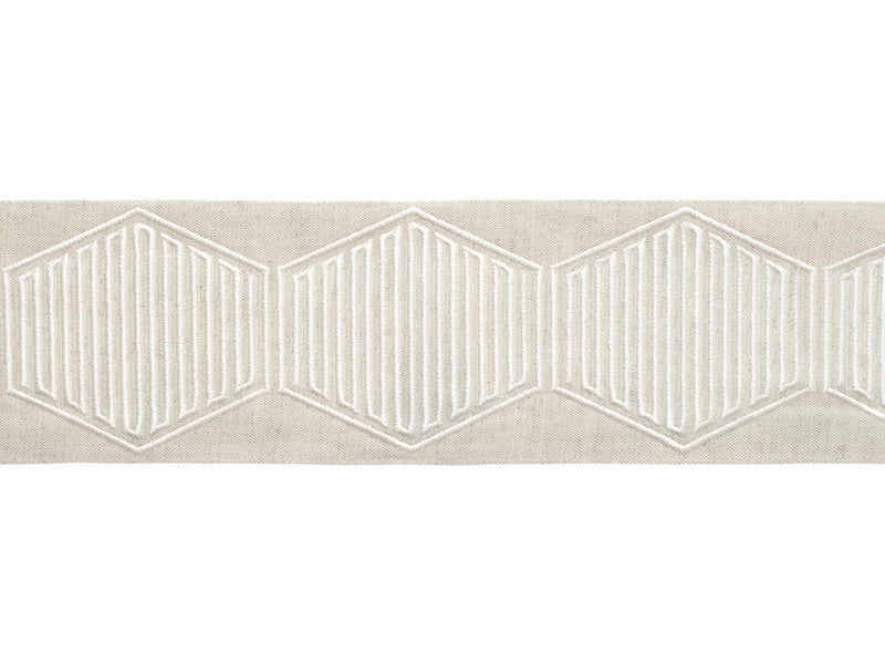 Trim by the yard Wonderland - 16099 Tape Linen