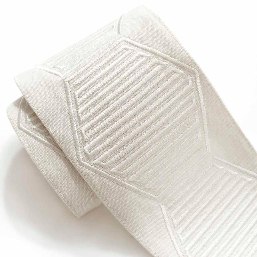 Trim by the yard Wonderland - 16099 Tape Pearl