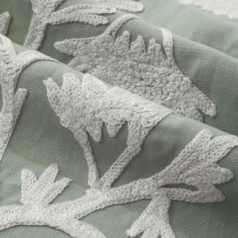 Fabric by the yard - Blossom & Lace 90149 Water Lily