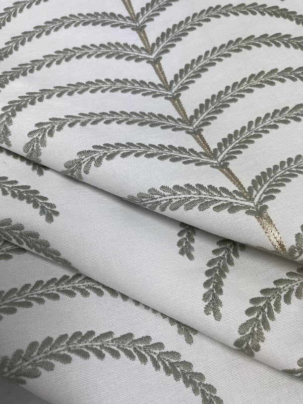 Fabric by the yard - Blossom & Lace 90285 Dusty Miller