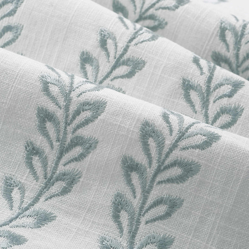 Fabric by the yard - Blossom & Lace 91877 Hydrangea