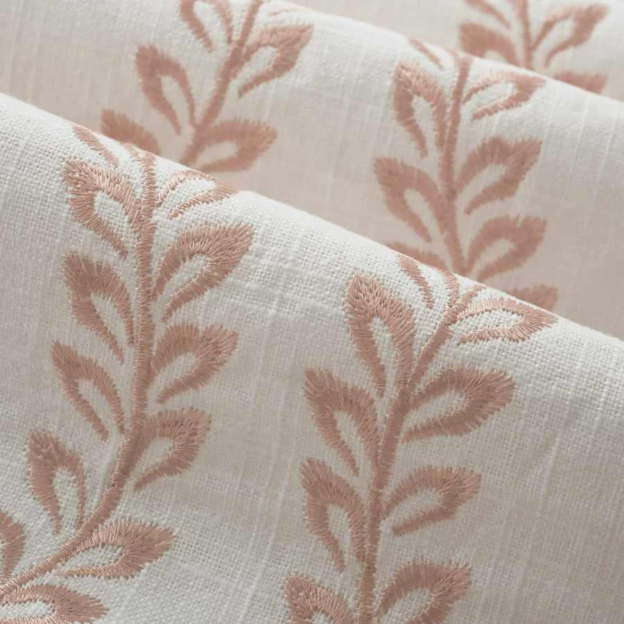 Fabric by the yard - Blossom & Lace 91877 Rose