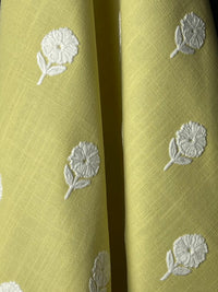 Fabric by the yard - Blossom & Lace 91947 Daisy