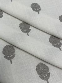 Fabric by the yard - Blossom & Lace 91947 Dusty Miller
