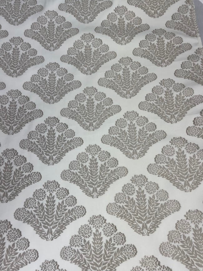 Fabric by the yard - Blossom & Lace 92193 Dusty Miller