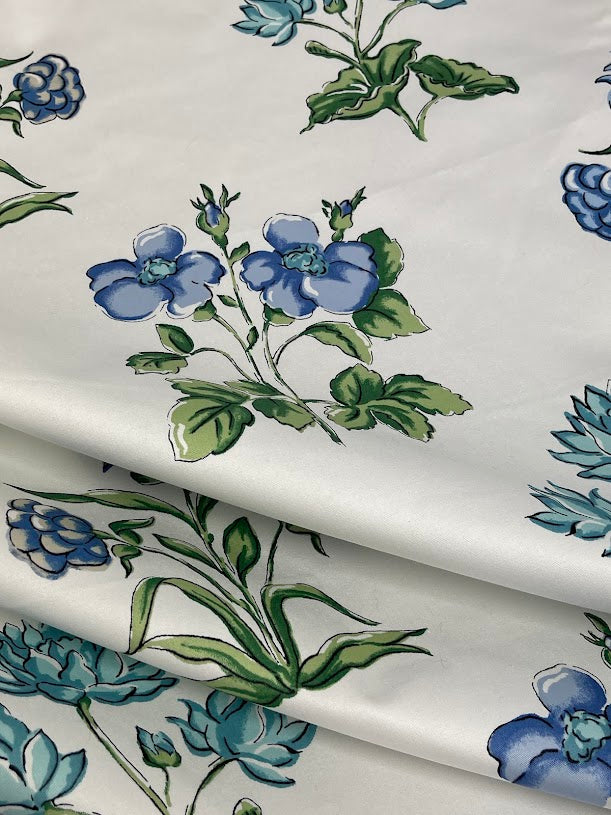 Fabric by the yard - Blossom & Lace 94002 Delphinium