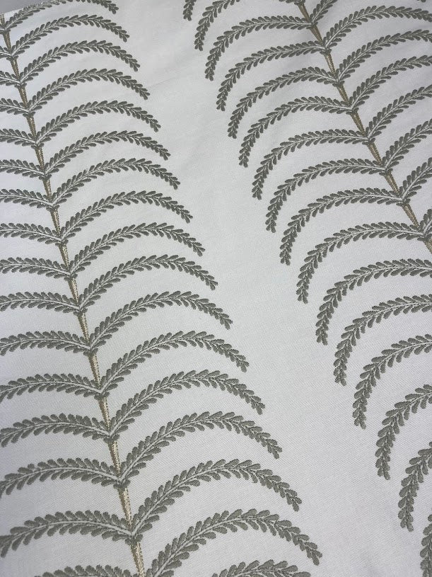 Fabric by the yard - Blossom & Lace 90285 Dusty Miller